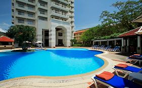 Waterfront Suites Phuket by Centara 4*